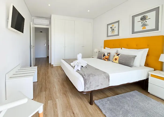 Rocha Honey Glow Lägenhet